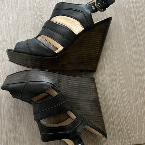 Coach Jazlyn Vegan Leather Wedge Heels size 7 - Picture 9 of 11